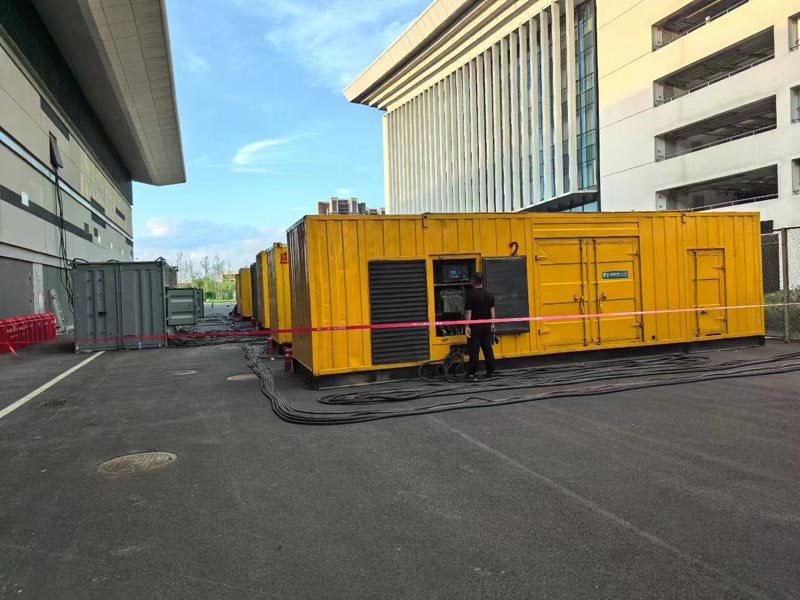 南开柴油发电机冬季保养注意事项？