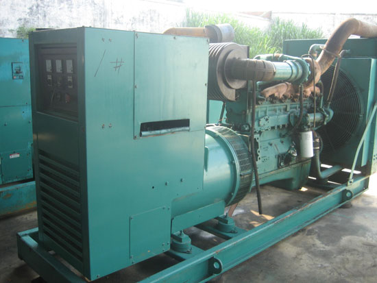 南开租赁发电机- 发电机碳刷磨损的原因是什么