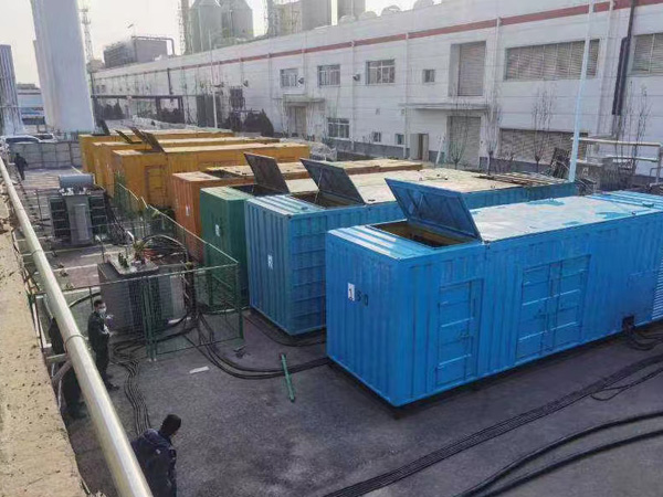 南开380V和690V电压的电缆线相同吗？