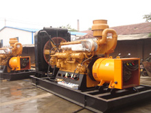 南开发电机组的频率规格是如何确定的？