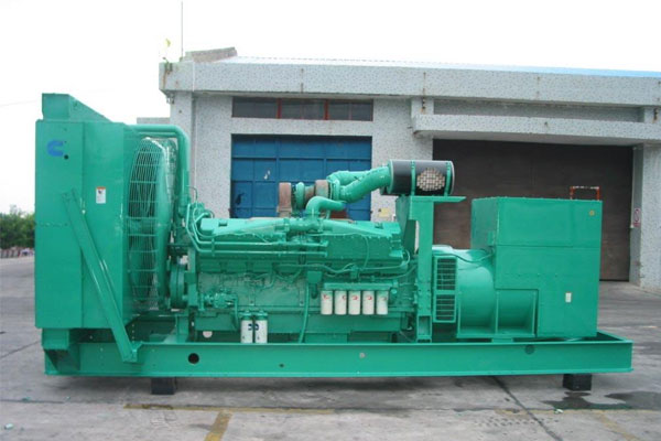 南开工厂发电机应急发电时如何更准确地检查发电机状态？